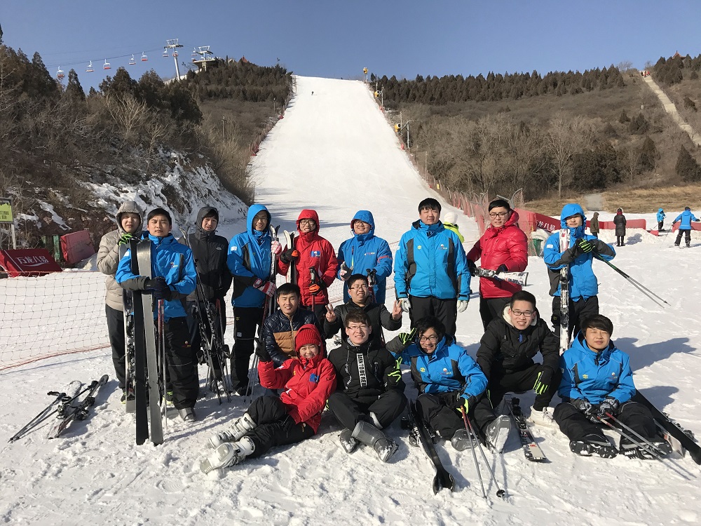 滑雪合影.jpg